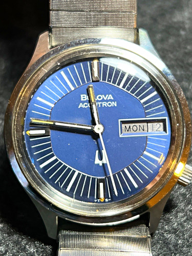 Bulova accutron vintage - bulova, 1977